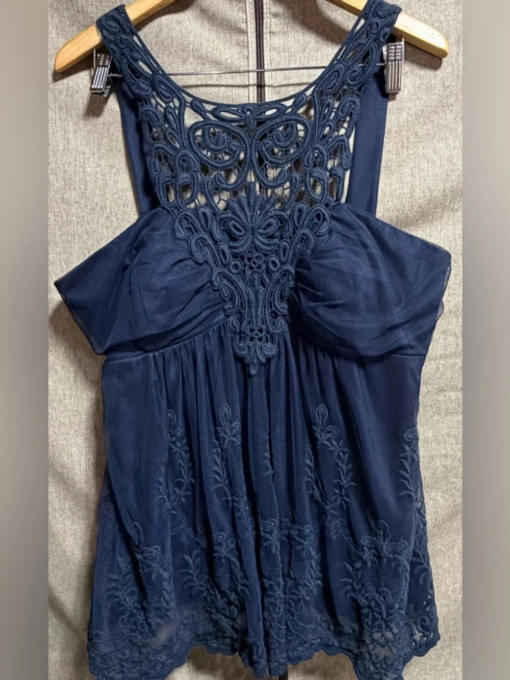 Boston Proper Navy Lace Crochet Sleeveless Top XL - Picture 2 of 8